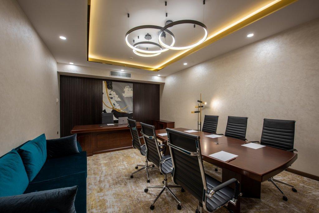 Wyndham Garden Tashkent酒店 外观 照片
