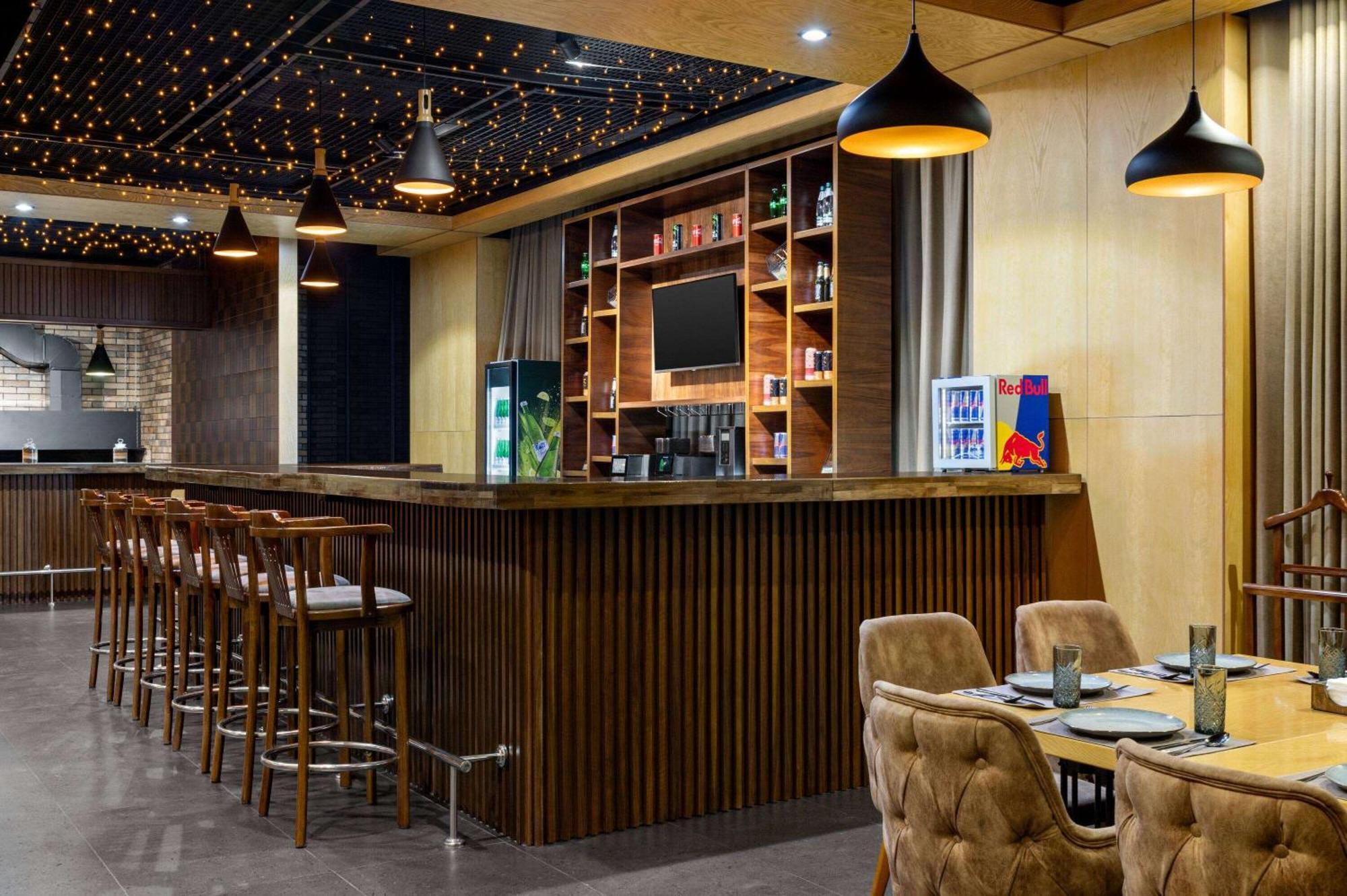 Wyndham Garden Tashkent酒店 外观 照片