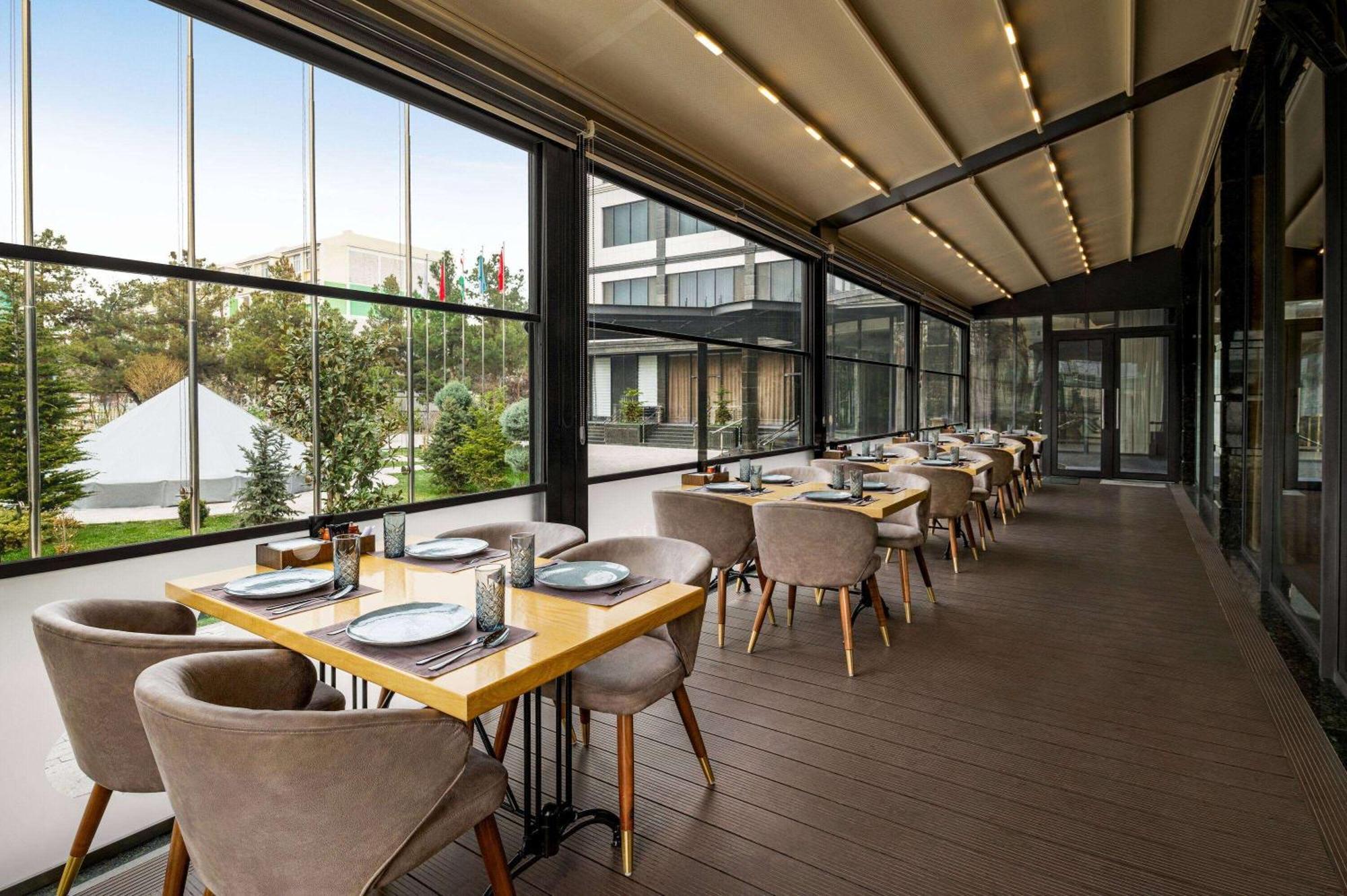 Wyndham Garden Tashkent酒店 外观 照片